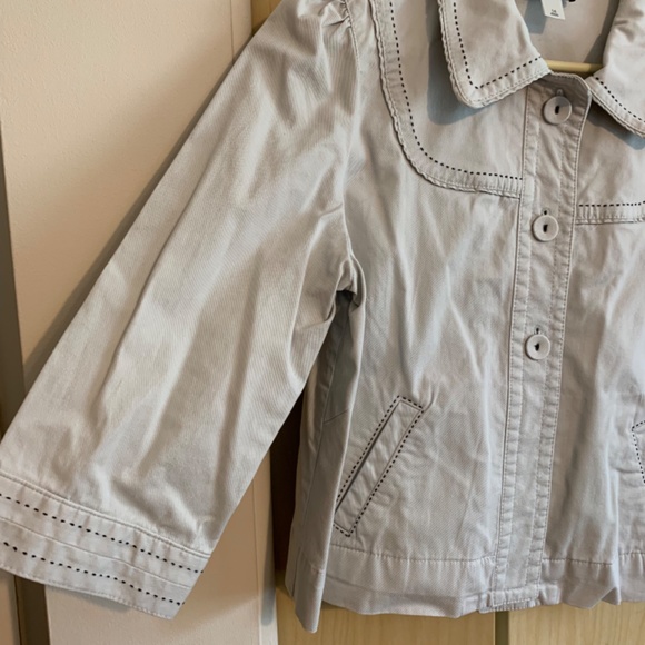 Ann Taylor Loft Off-White Jacket with Black Trim - Picture 5 of 12